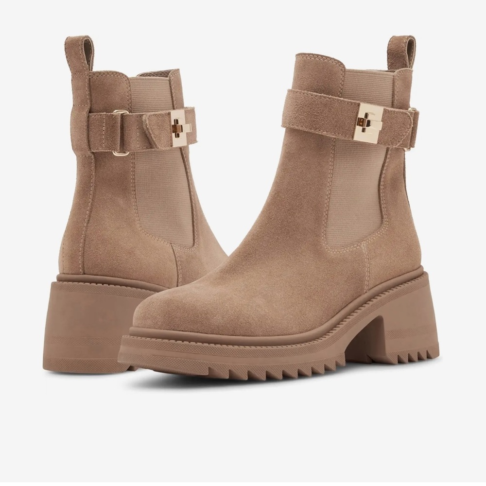 Steve Madden boots